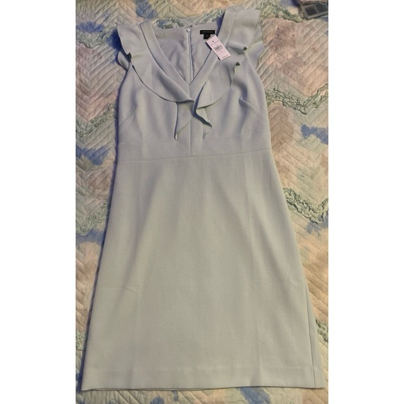 NEW Ann Taylor Mint Green Ruffle V Neck Knee Length Sleeveless Sheath Dress,‎ 6 - Picture 1 of 6